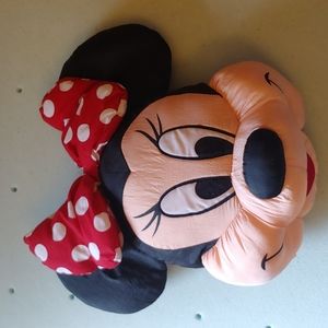 Minnie Mouse 3D pillow NWOT